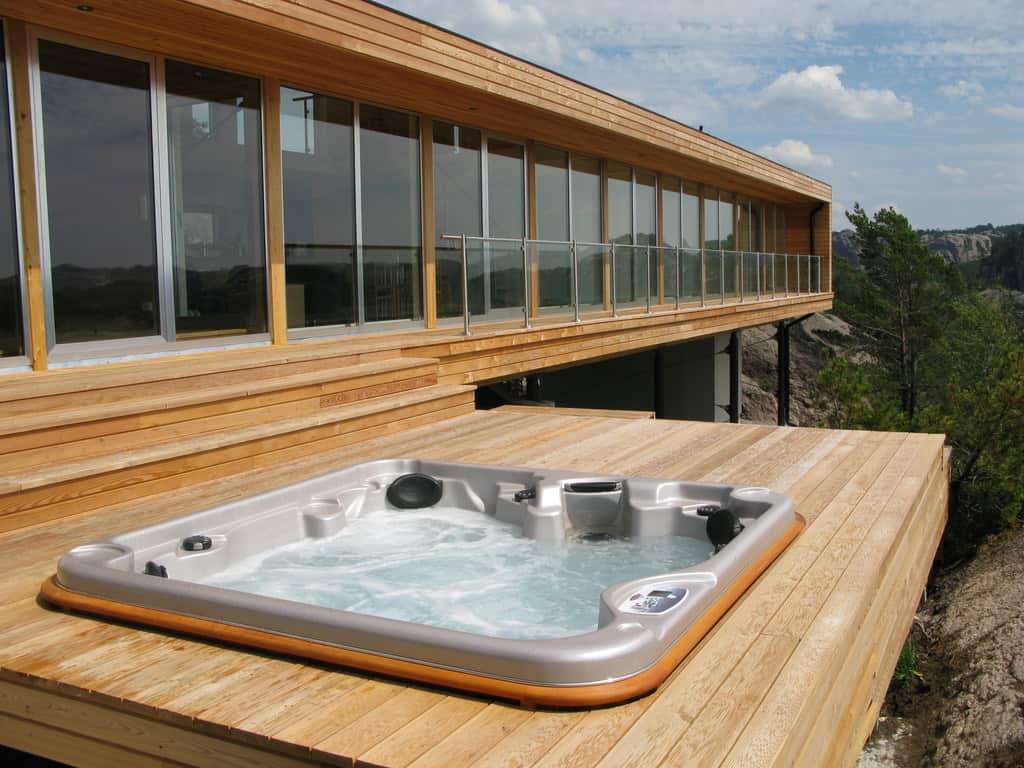 Arctic spas hot tub on the external deck